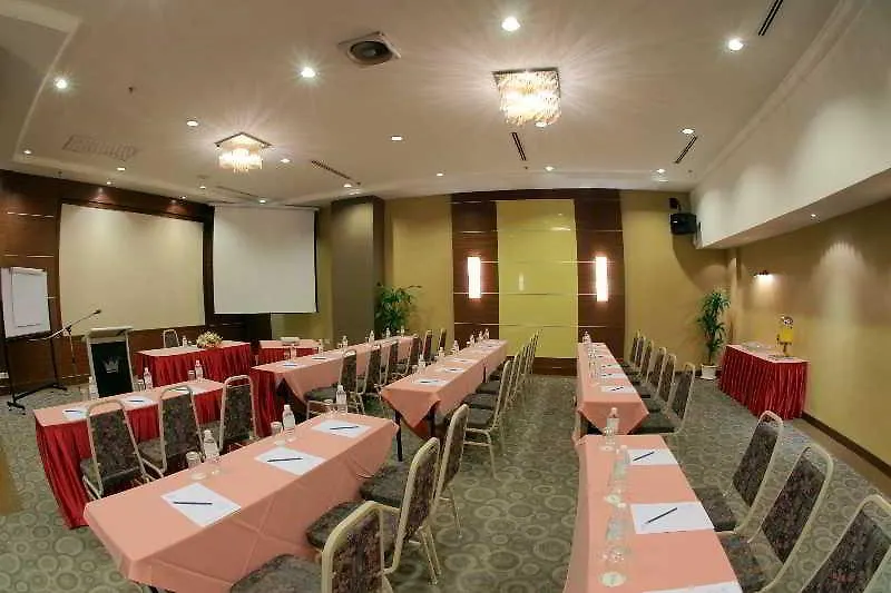 Crystal Crown Hotel Jb Johor Bahru