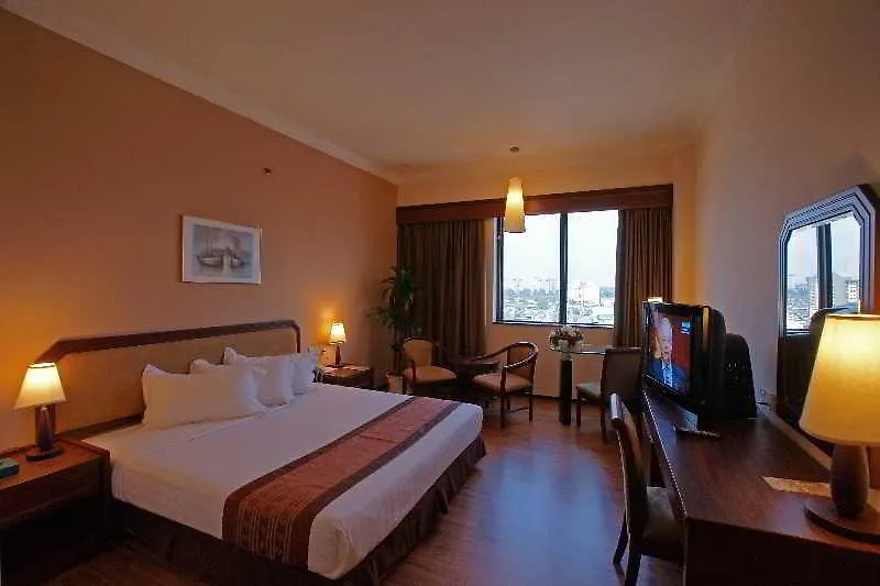 Crystal Crown Hotel Jb Johor Bahru